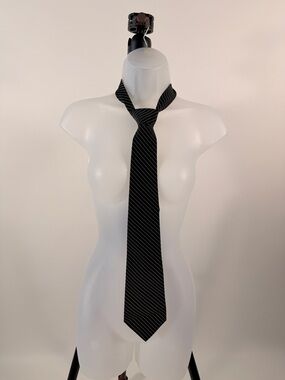 Men's Black Pinstripe Tie - Sleek Professional Style
